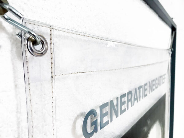 Generation, Generatie Negatief (grey), detail-shot 7, 1998