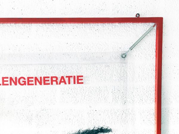 Kim Engelen, My Generation, Generatie Negatief (red), artwork detail-shot 5, 1998