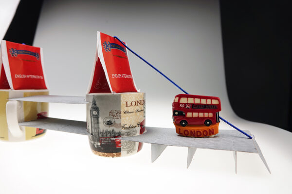 Kim Engelen, London Tower Bridge Mini-Sculpture, Detail-Shot Bus, 2019