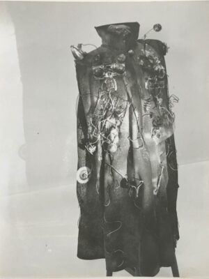 Kim Engelen, Aftermath No. 8, Photograph 24 (Cloak-Sculpture), 1993